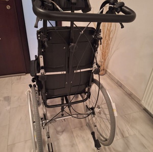 Специален тип инвалидна количка Reclining Mobiak Dione I