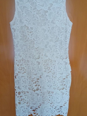 BSB lace dress in ecru color like new, size L