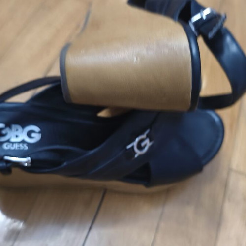 Guess platform sandals size 39 used, black leather upper