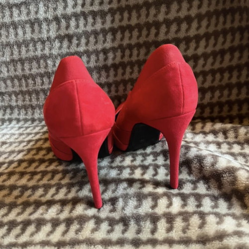 Bershka red suede pumps like new, 10cm heel, size 40