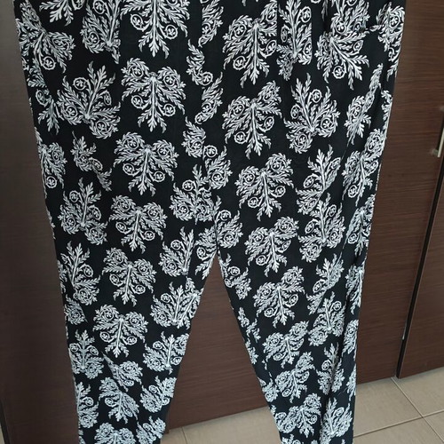 Flowy pants with black and white pattern, size S