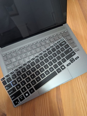 Asus Zenbook S 14 OLED UX5406SA laptop, Core Ultra 7 258V, 32GB RAM, 1TB SSD