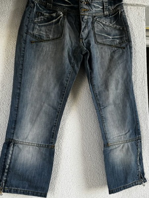 BSB cropped blue denim jeans, size M 38 10