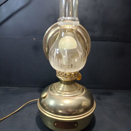 Vintage lamp like new