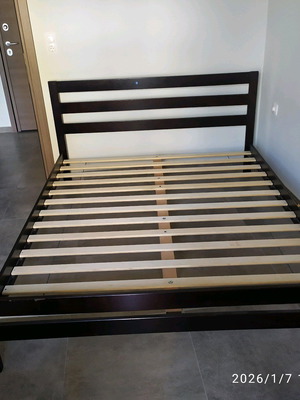 Double bed 160x200 like new