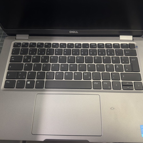 Dell Latitude 5320 laptop like new, i5-1145G7, 16GB RAM, 256GB SSD