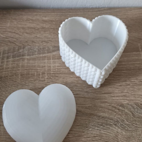 Heart-shaped box like new, 3D printed PLA plastic