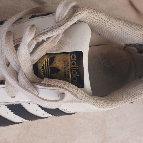 Adidas shoes used, size 37.5, black and white athletic