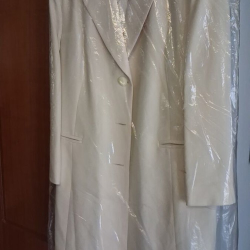 Long jacket (Manto) like new, ecru color, XL size