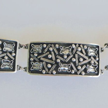 Antique silver 925 bracelet used with cubic zirconia