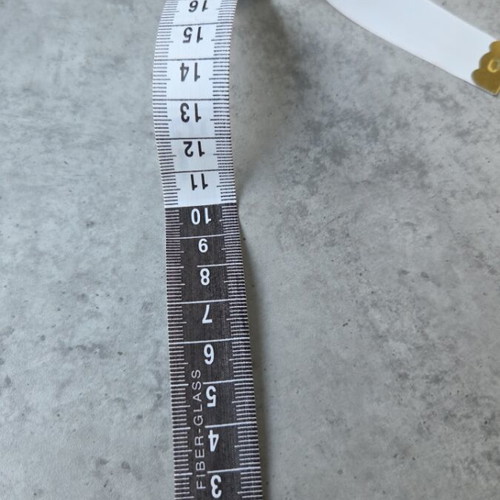 Fiber-glass measuring tape 150 cm and 60 inches new