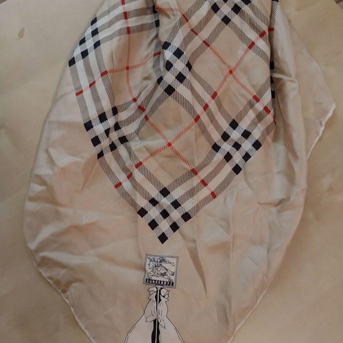 Burberrys vintage scarf used, beige silk