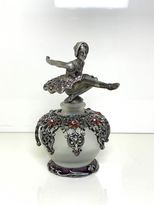 Орнаментален стъклен и метален флакон за парфюм като нов