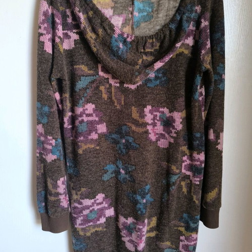 Wool elastic blouse A-Style size M, like new condition