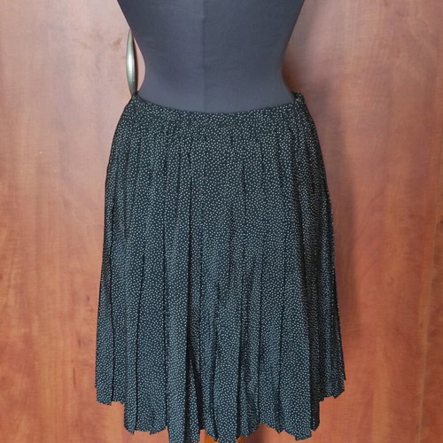 Bill Cost pleated skirt like new, black and white polka dot