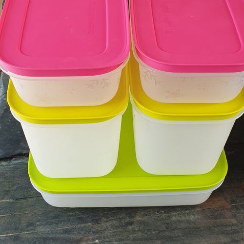 Tupperware freezer set 5 pieces new