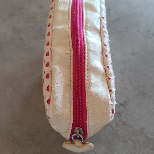 Makeup bags used, set of 3 with Shiseido, Body Shop and Apivita