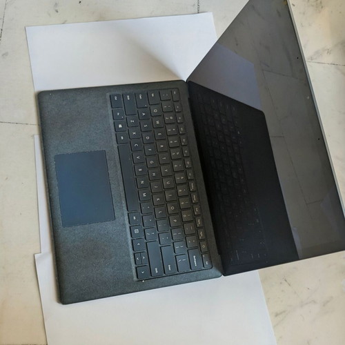 Microsoft Surface laptop with touch screen, Intel Core i5, 8GB RAM, 256GB SSD
