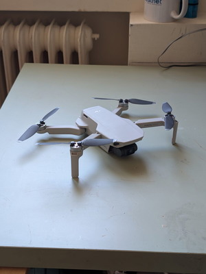 DJI Mavic Mini 1 drone μεταχειρισμένο για ανταλλακτικά ή επισκευή