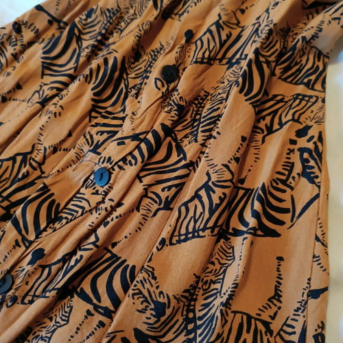 Summer dress size XS with zebra print like new