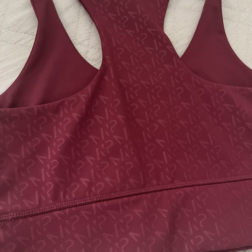 My Protein sports bra like new, size M, red