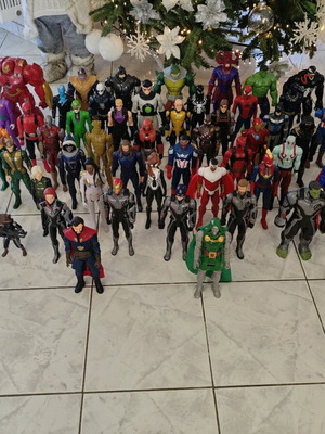 65 Marvel & DC ήρωες μεταχειρισμένοι, ύψος 30 εκατοστά