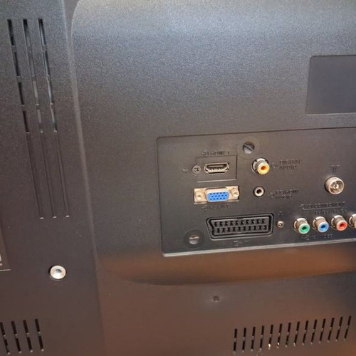 Toshiba LCD32AV833G 32-inch LCD TV like new