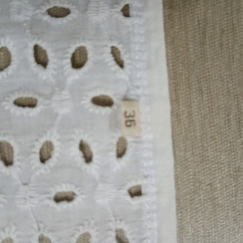 Cotton short-sleeve T-shirt with guipure detail