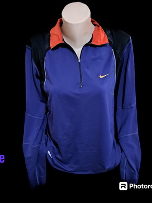 Αθλητική μπλούζα Nike