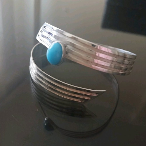Large bracelet made of 1000 silver with turquoise like new