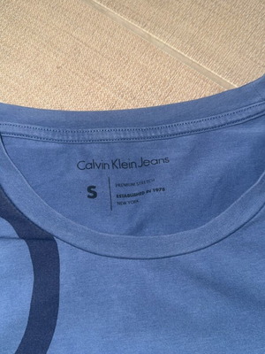 Calvin Klein T-shirt, blue, size S