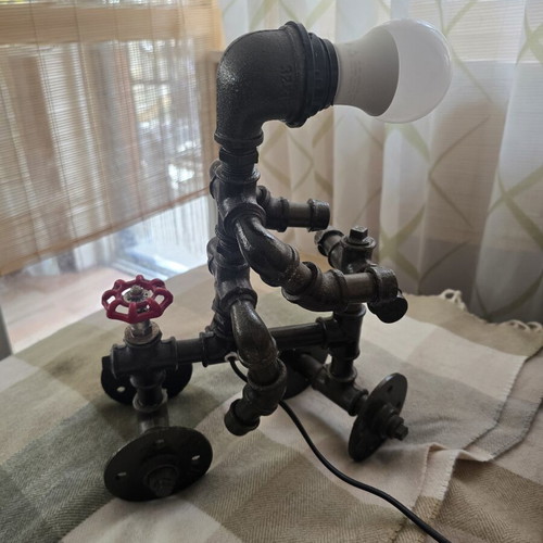 Art table lamp