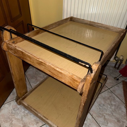 Wooden serving trolley like new, vintage design