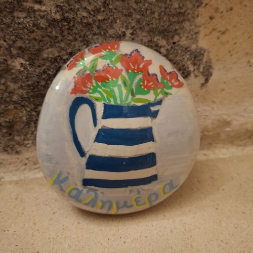 Hand-painted porcelain paperweight decorative ornament