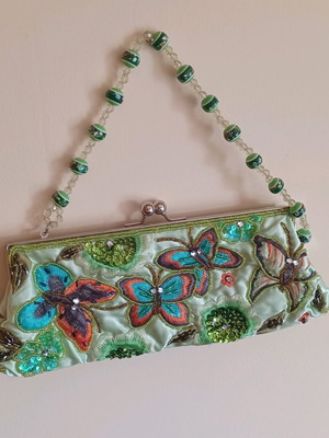 Evening bag with butterfly embroidery like new, multicolor mint