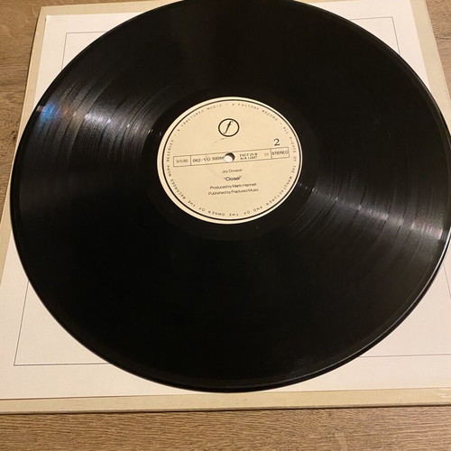 Closer vinyl album by Joy Division like new, punk