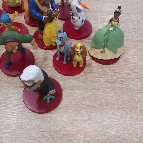 Deagostini figures used, pack of 13 pieces