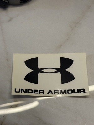 Συλλεκτικό αυτοκόλλητο Under Armour σαν καινούργιο