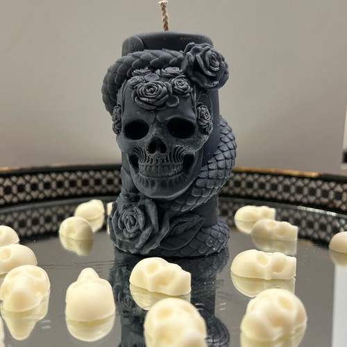 Handmade scented soy candle with vanilla aroma skull shape new