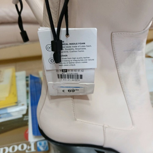 Zara leather ankle boots new with tag, beige