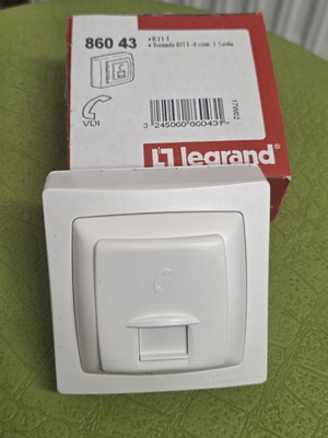 Legrand RJ11 6(4) Telephone Socket Mechanism new, white