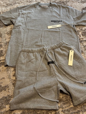 Essentials Fear Of God σετ μπλούζα και σορτς γκρι, καινούργιο