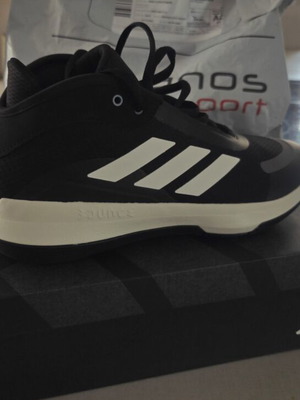 Adidas Bounce Legends ανδρικά παπούτσια μπάσκετ σαν καινούργιο, μέγεθος 45, μαύρα