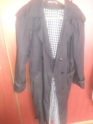 Black used trench coat No 54 with belt and black-and-white lining