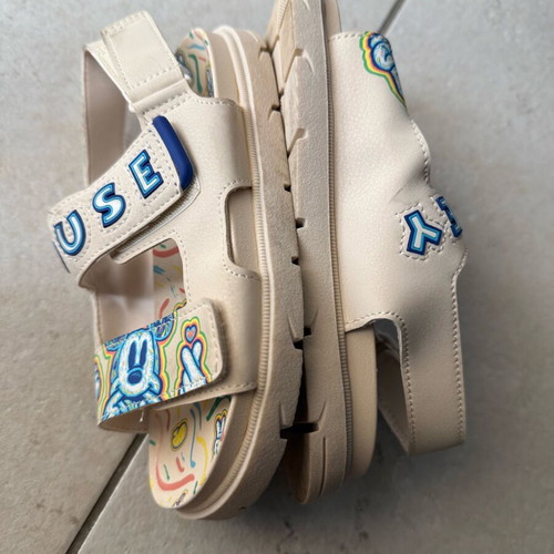 Zara Disney kids sandals No 26 like new with Mickey Mouse