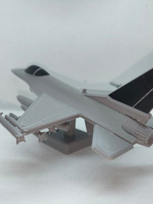 F-16 Fighting Falcon model like new