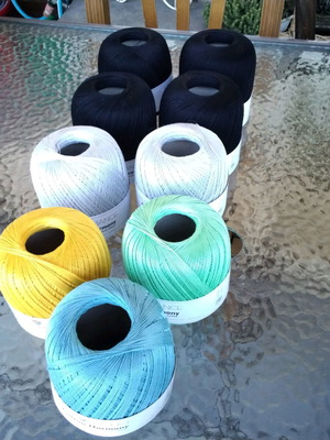 Performance knitting threads new, 26 cotton balls