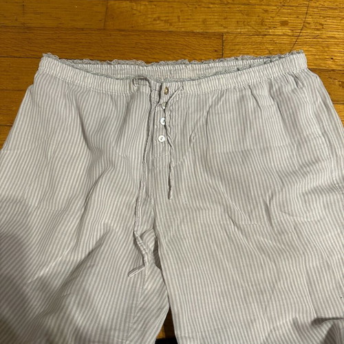 Pajama pants like new, white with stripes
