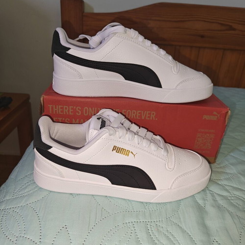 Puma Shuffle Sneakers unisex new, black and white, size 38