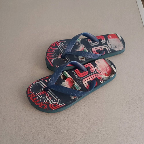 Children's flip-flop sandals used, size 32, blue with Formula Race design